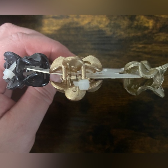 Noir Mini Hair Claws Clip Set of 5 Multi-color Flower shaped Hair clip set NEW! - Picture 6 of 6